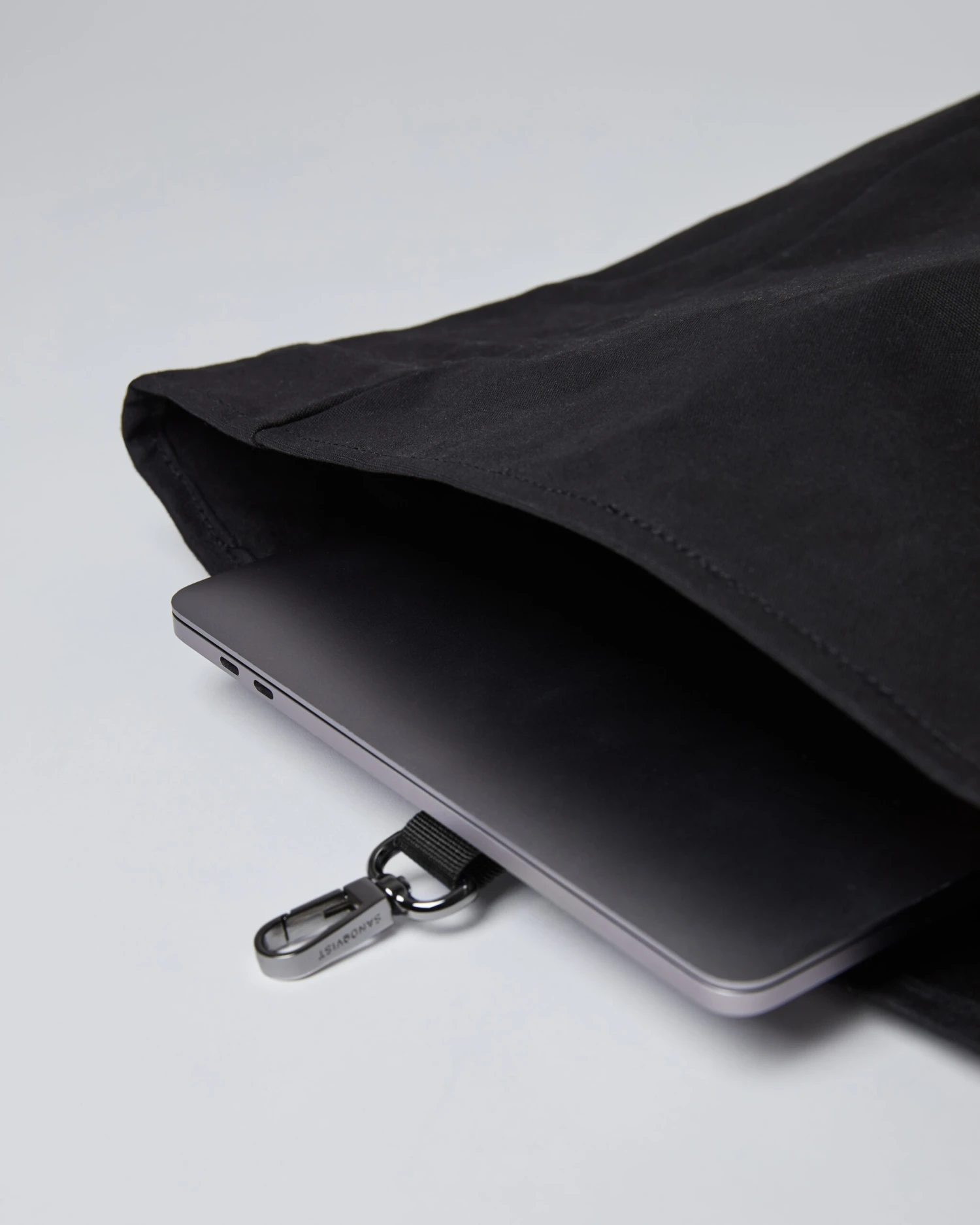 Sandqvist Dante Vegan Black With Coating 5 Sandqvist Dante Vegan Black With Coating - Image 5