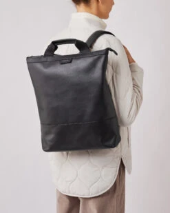 Sandqvist Beenie Leather Black Black -Nordic Style Deals Store 3575 2d097cb530 beenie leather black sqa4846 01 original