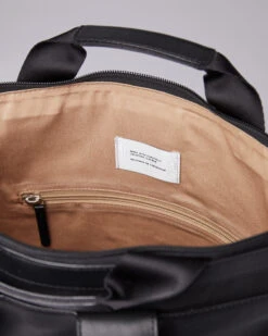 Sandqvist Beenie Leather Black Black -Nordic Style Deals Store 3575 a3db678195 beenie leather black sqa4846 04 original