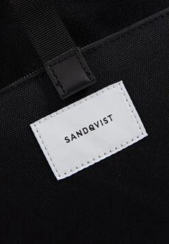Sandqvist Ilon - Rucksack - Black -Nordic Style Deals Store 371712dee3a4413c997c0584568df257