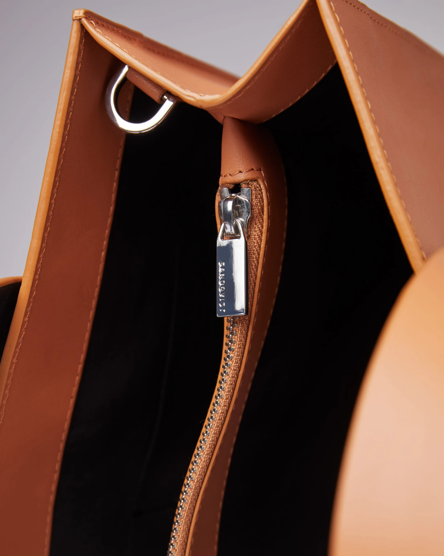 Sandqvist Edie Toffee 6 Sandqvist Edie Toffee - Image 6