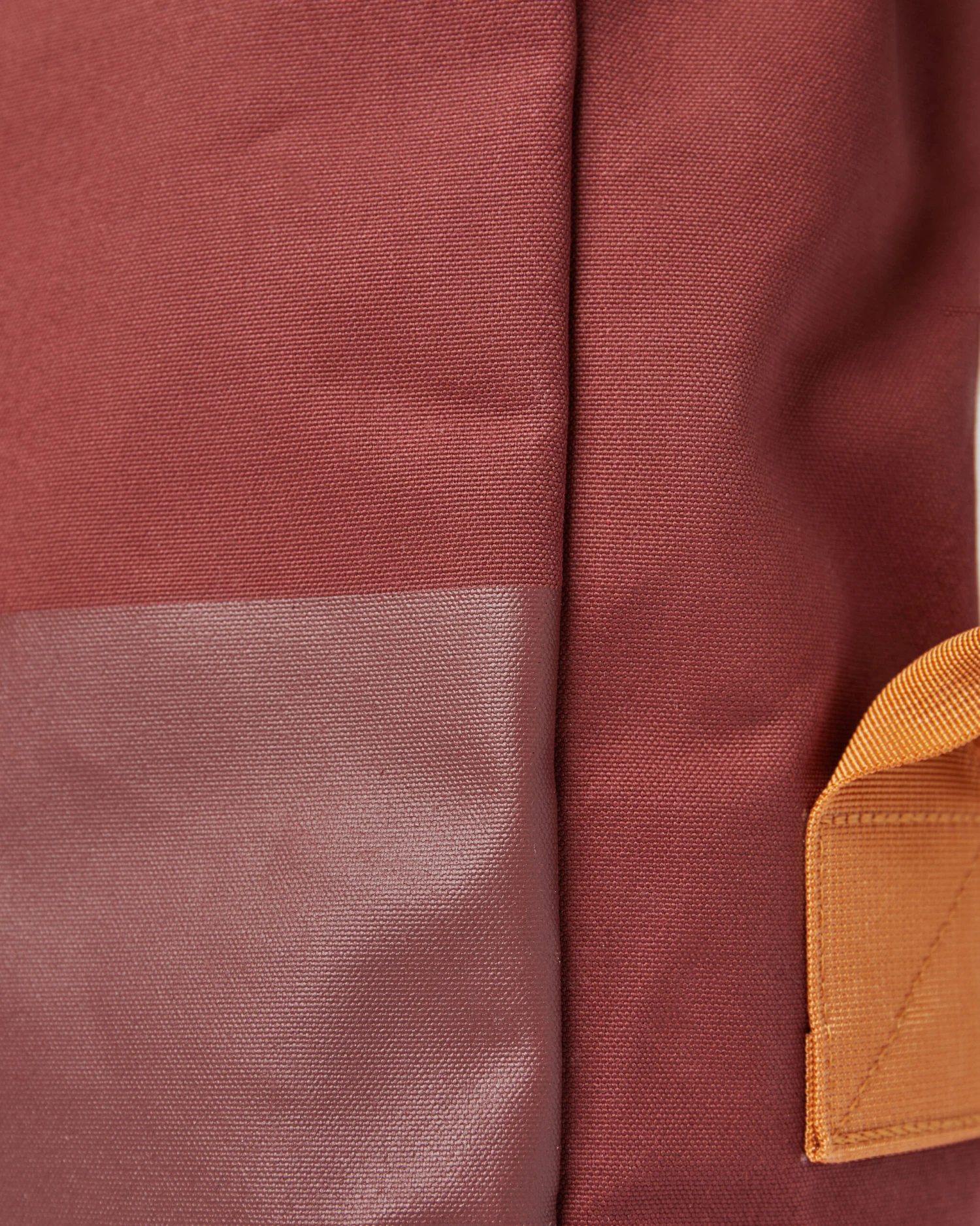 Sandqvist Tony Vegan Autumn Leaf With Orange Webbing 4 Sandqvist Tony Vegan Autumn Leaf With Orange Webbing - Image 4