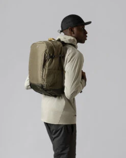 Sandqvist Ridge Hike Multi Trekk Green/Leaf Green 11 Sandqvist Ridge Hike Multi Trekk Green/Leaf Green -Nordic Style Deals Store 3946 934e0bf5dd ridge multi trekk green leaf green sqa2082 01 original