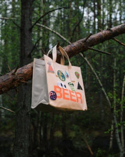 Sandqvist All Purpose Bag M X OMNIPOLLO Greige 15 Sandqvist All Purpose Bag M X OMNIPOLLO Greige -Nordic Style Deals Store 4193 af0ba3e39d omni landing 2 original