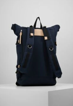 Sandqvist Bernt - Rucksack - Navy -Nordic Style Deals Store aa028e1946c94a8abfc856767e2daa2e
