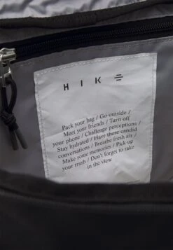 Sandqvist Creek Hike Unisex - Rucksack - Black -Nordic Style Deals Store aa0990fb6288419aaf089da6f9a29b73