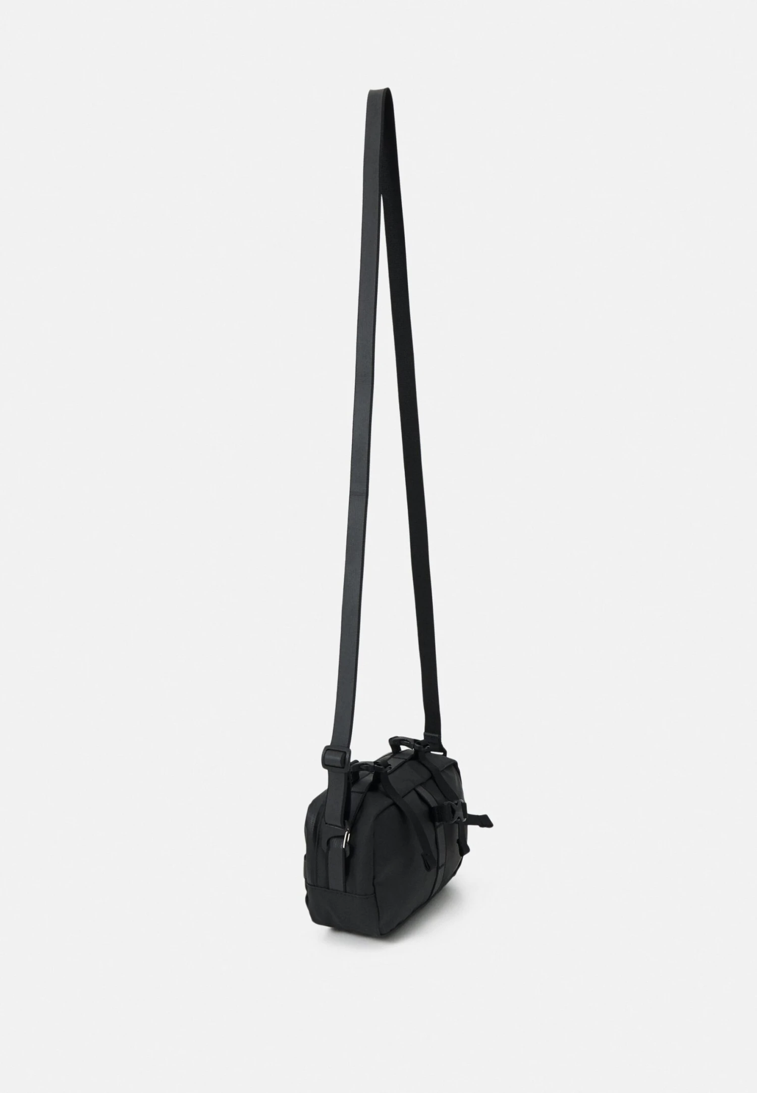 Sandqvist Uno Unisex - Across Body Bag - Black 2 Sandqvist Uno Unisex - Across Body Bag - Black - Image 2