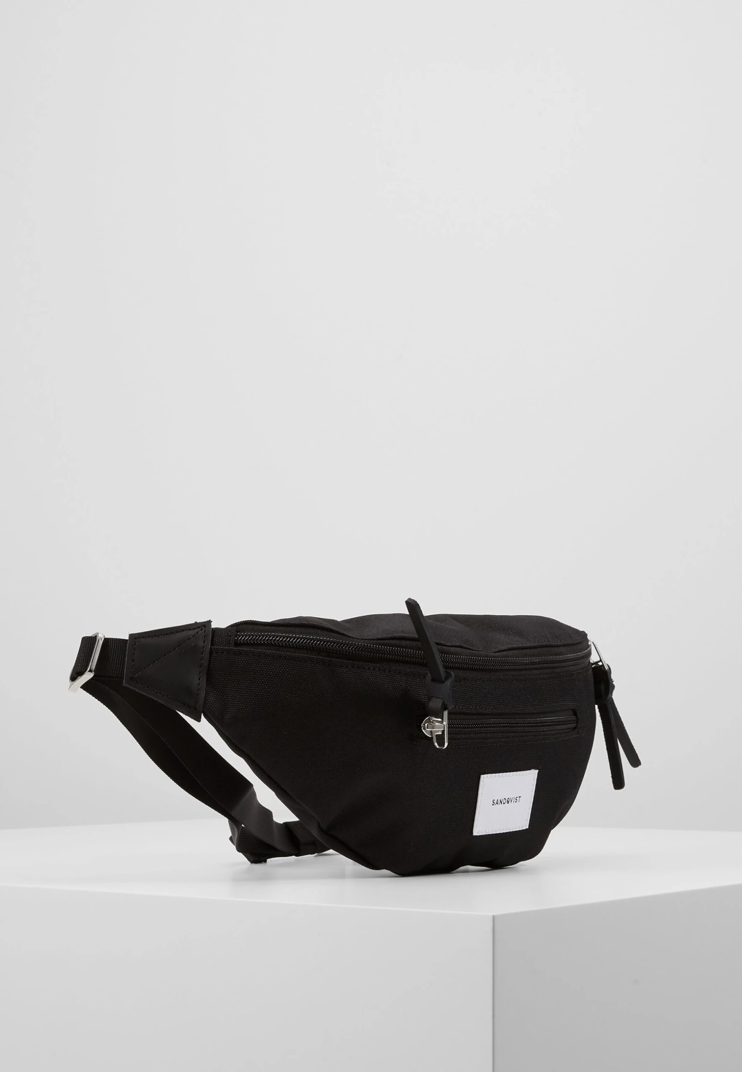 Sandqvist Aste - Bum Bag - Black 5 Sandqvist Aste - Bum Bag - Black - Image 5