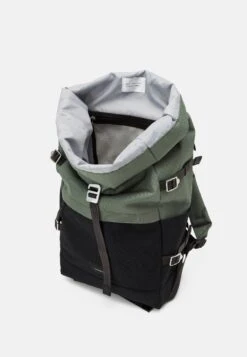 Sandqvist Bernt Unisex - Rucksack - Multi Clover Green 9 Sandqvist Bernt Unisex - Rucksack - Multi Clover Green -Nordic Style Deals Store ed196d1479f747ac8fe4536a896798fa